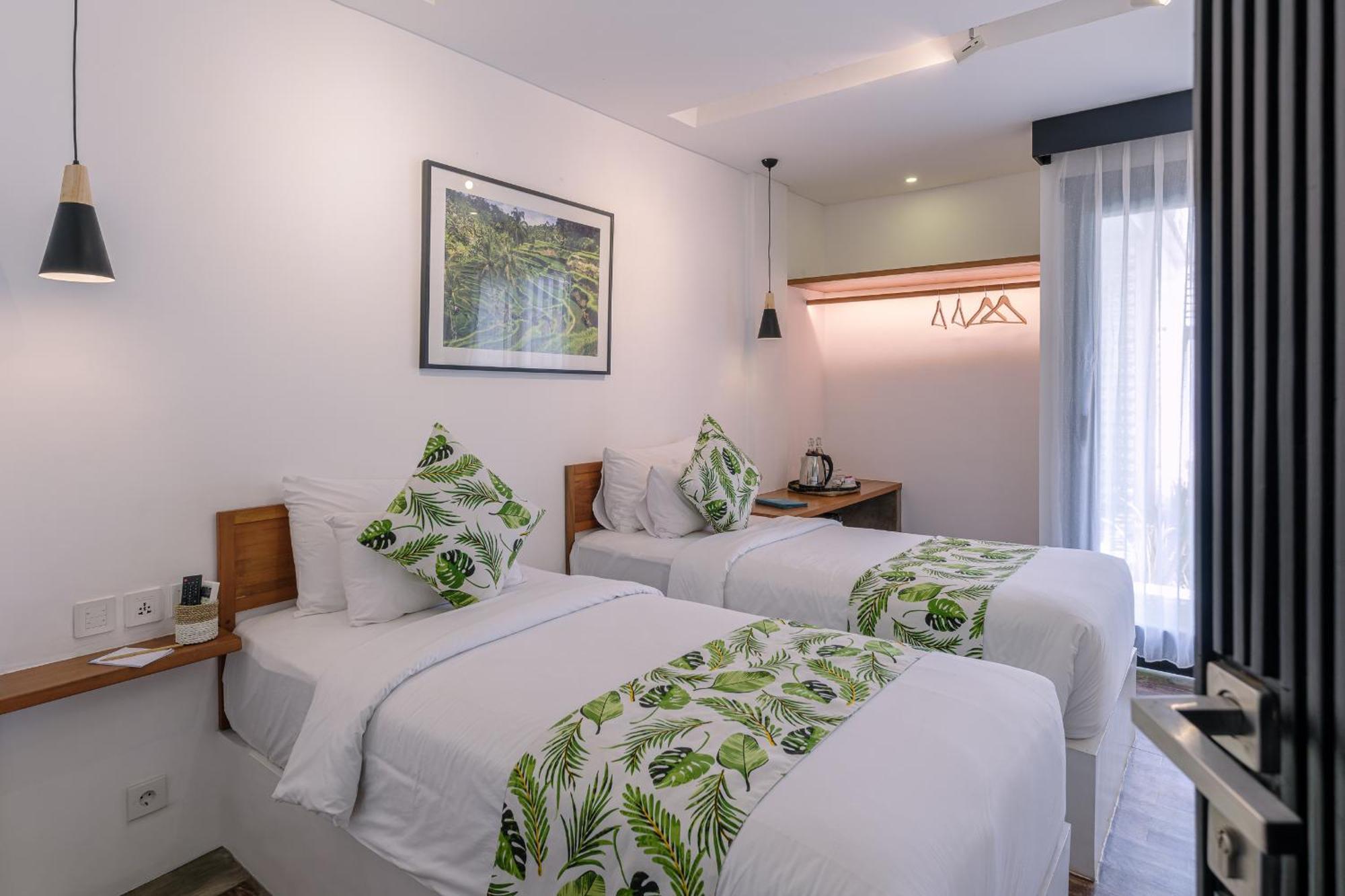 Chandi Hotel 3*